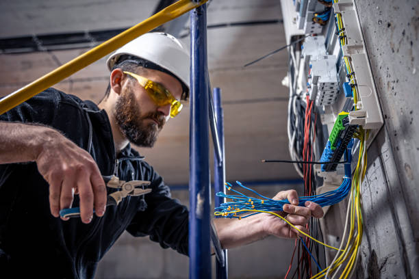 Best Electrical Contractors for Businesses  in West Hills, NY